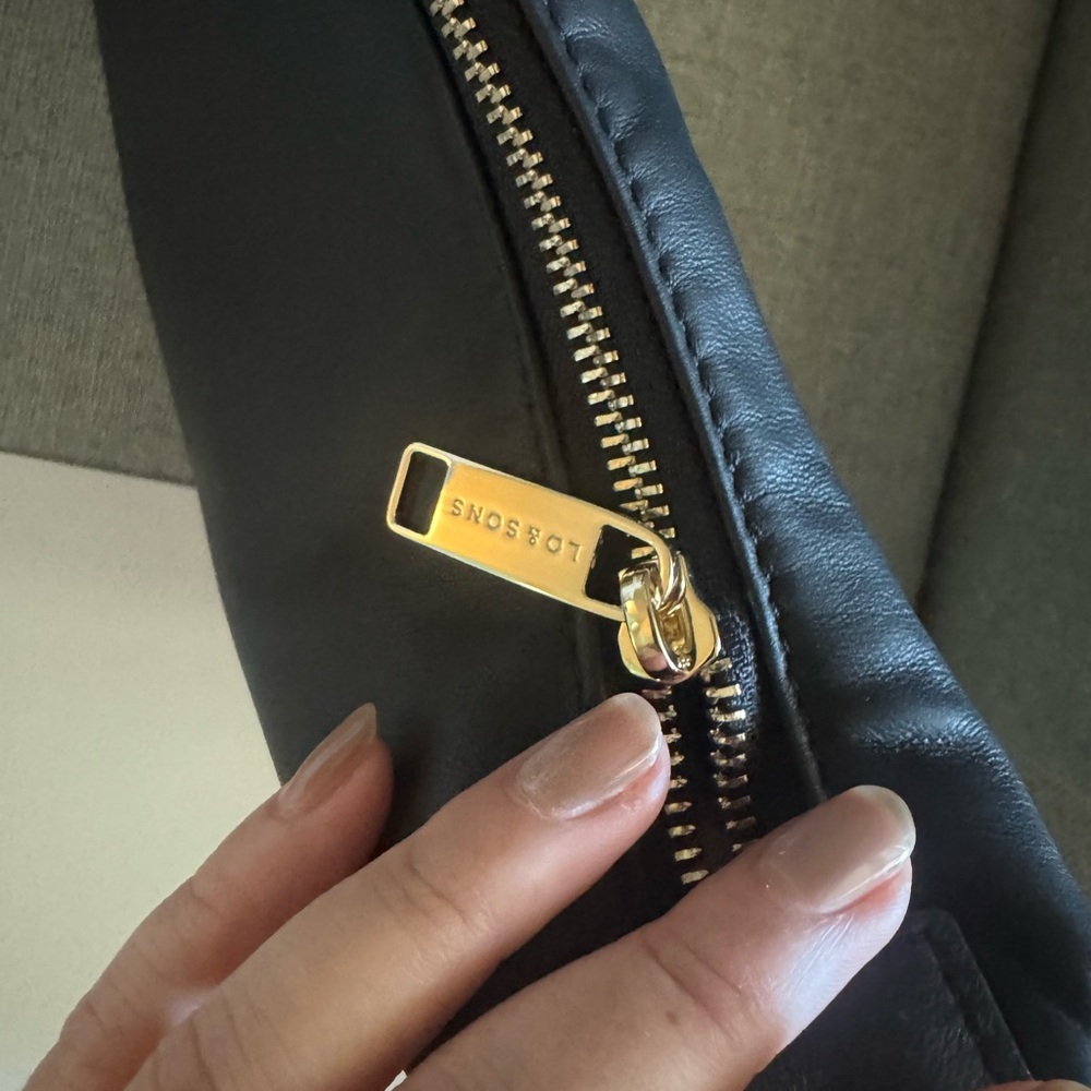 Lo & Sons Aoyama 2 bag- black with gold hardware, new - Picture 11 of 14